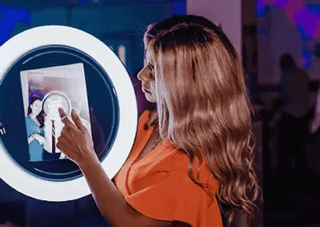 Roaming Photo Booth with mobile photographers